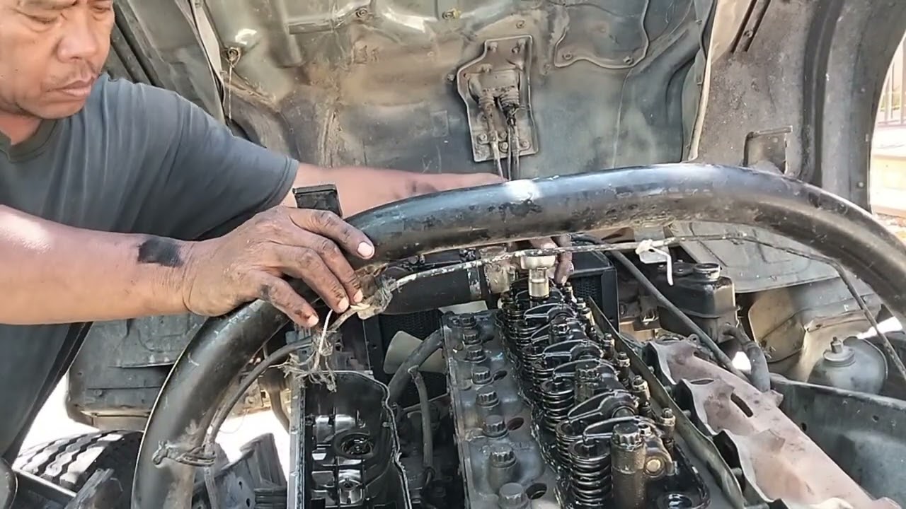 4D33 engine bulwak radiator problem over hit