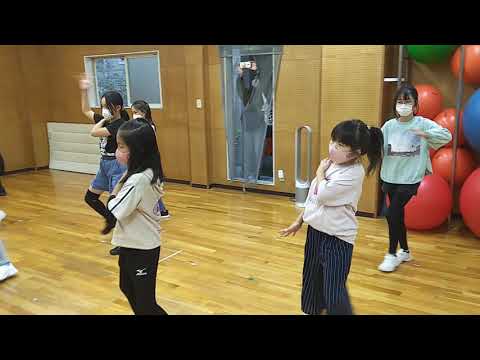 ヒップホップダンス振付稽古 ヒップホップ土曜日クラスキッズ ガーデン武蔵小杉教室 指導 酒井美於 2021,11,13