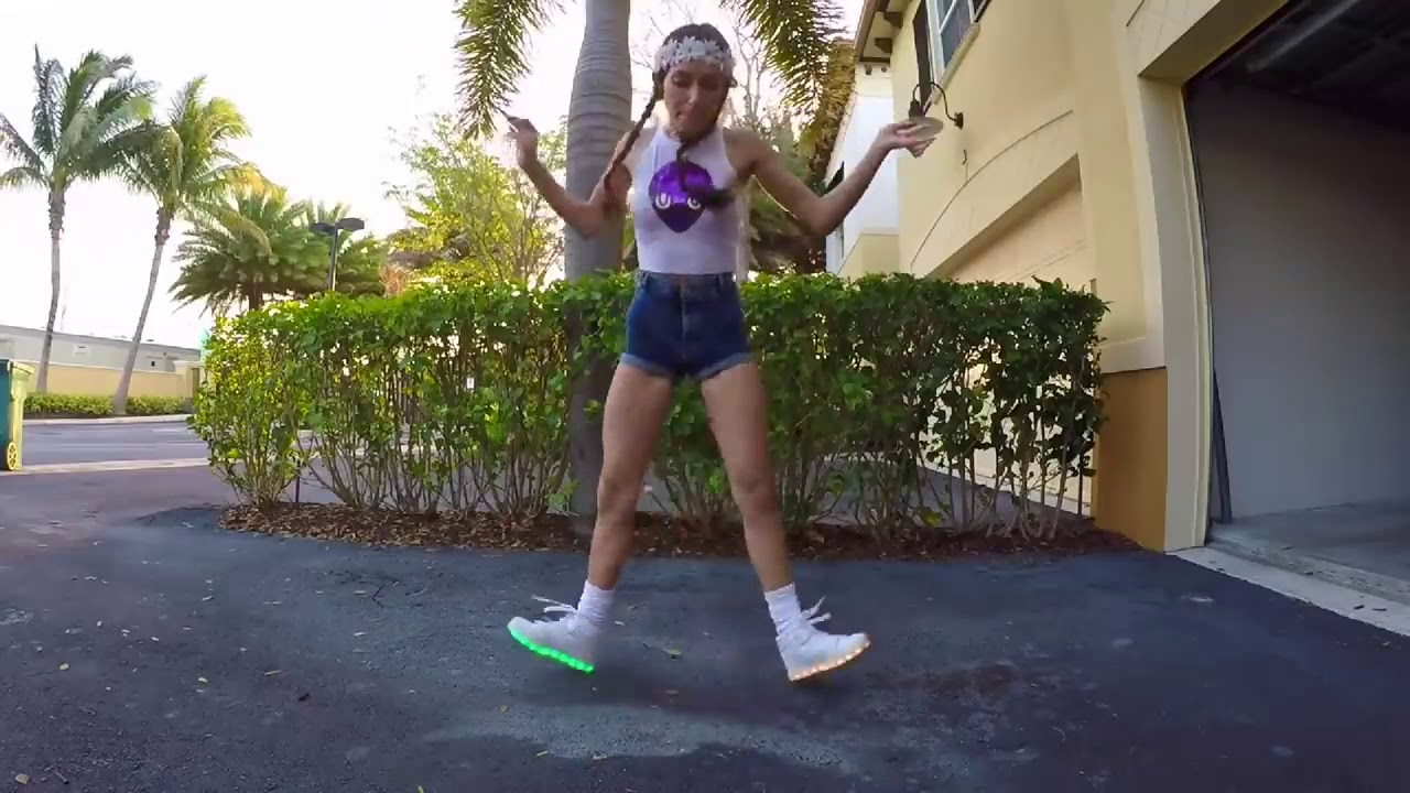 Top 10 BEST SHUFFLE Dance In World YouTube