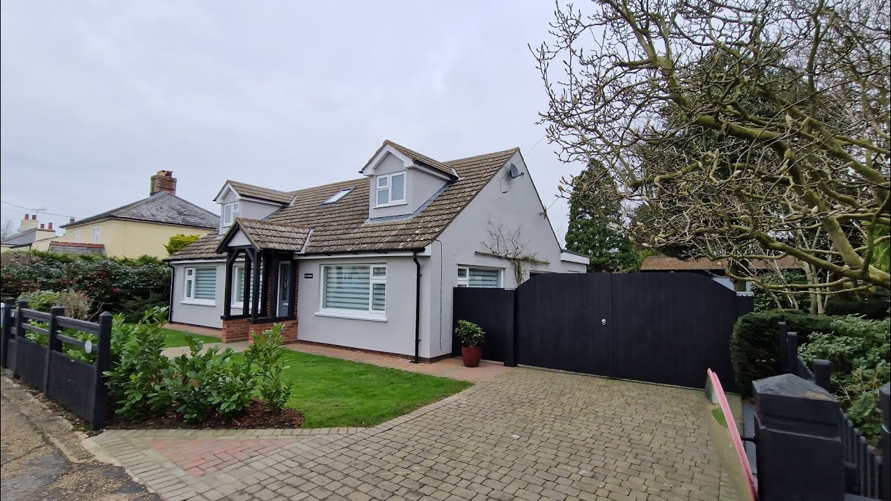 STUNNING PROPERTY IN A VILLAGE LOCATION TENDRING YouTube