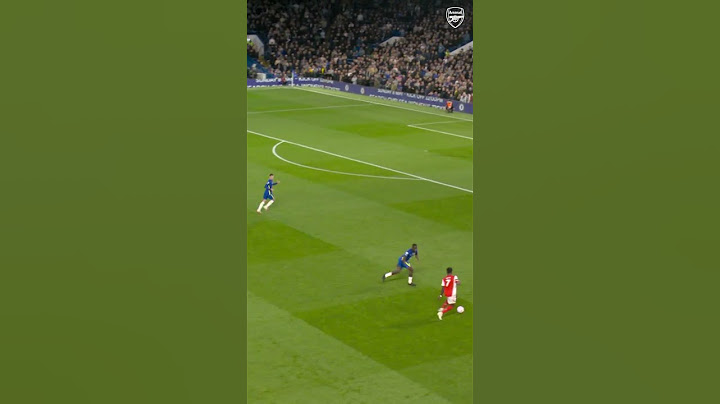 Emile Smith Rowe arrives right on time to score against Chelsea at Stamford Bridge!