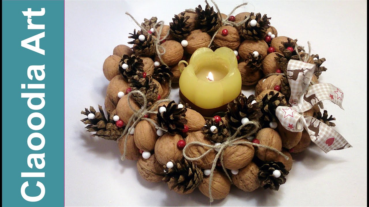 Венок с орехами и шишками