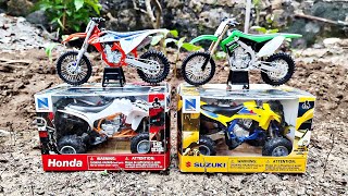 Dirt Bike Finger | Drama Motor Trail Trabas | Menemukan Motor ATV di Kebun | Motocross Diecast Toys