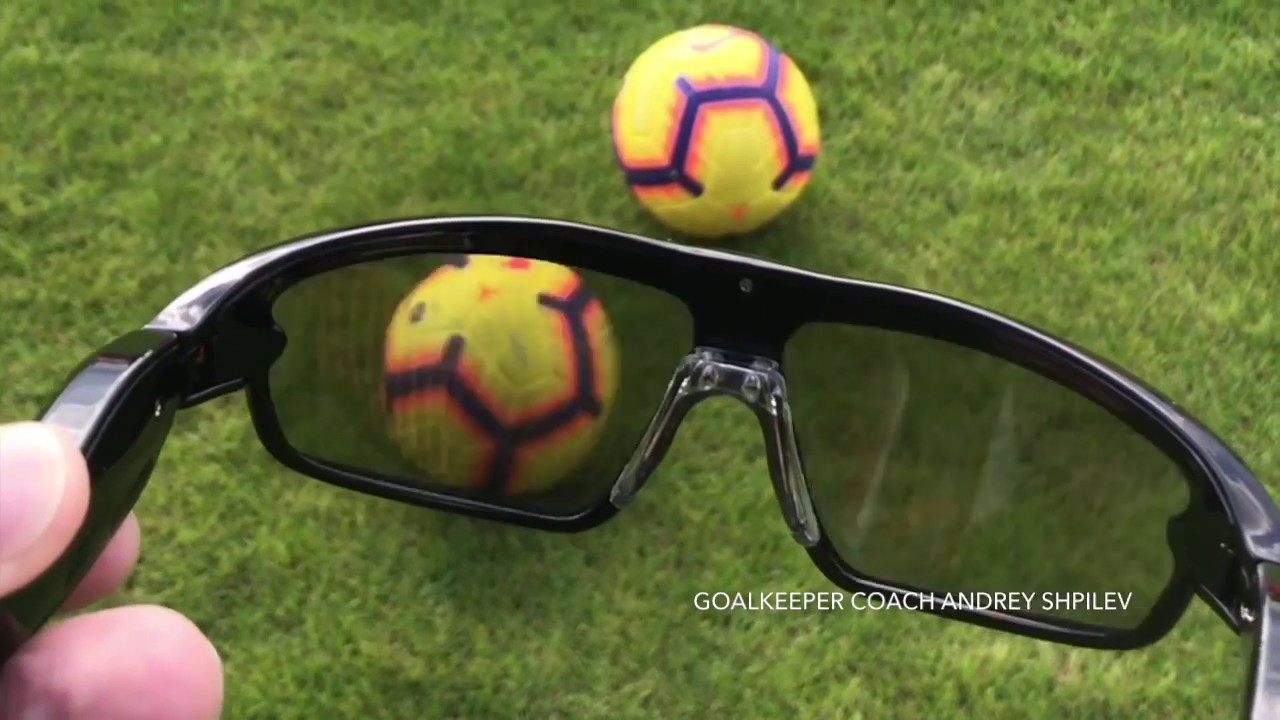 Training with strobe glasses. Goalkeeper coach Andrey Shpilev FC Ural
