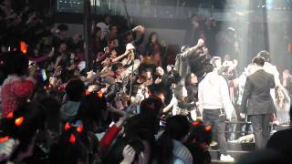2011 12/11 LEON X U 尾場 我的親愛 瘋狂握手時間