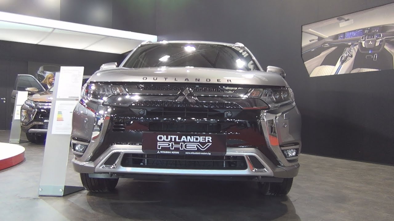 Mitsubishi Outlander PHEV 4WD Instyle+ (2020) Exterior and Interior -  YouTube
