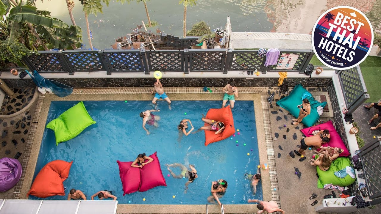 Mad Monkey Hostel Bangkok @ Rambuttri Village Khaosan Area | Bangkok, Thailand | Hotel Review 🌟