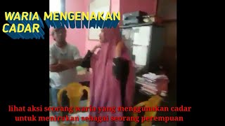 Viral... Aksi seorang waria yang menggunakan cadar