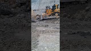 CAT D9 DEVASA GÜCÜ