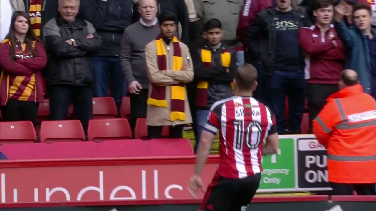 Blades 3-0 Bradford - match action bradford city liverpool