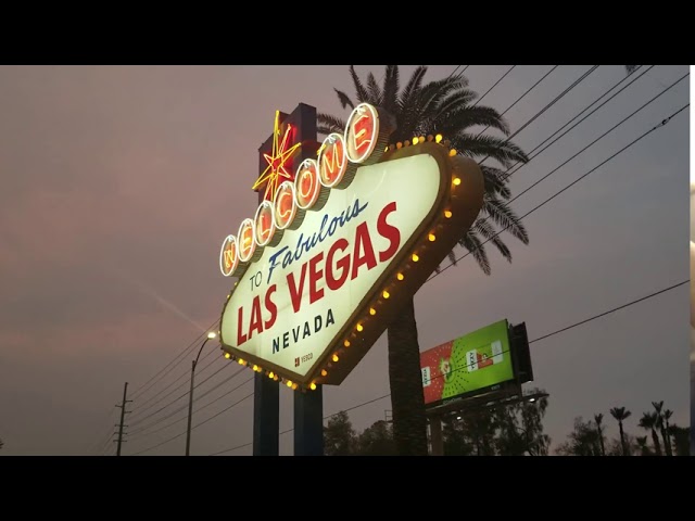 welcome to Las Vegas sign at night, time, Stock Video