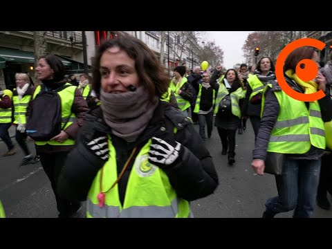 Gilets Jaunes Manifestation Des Femmes 6 Janvier 19 Paris Youtube Gilets Jaunes Manifestation Des Femmes 6 Janvier 19 Paris Youtube