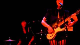 The Dum Dum Girls - Bhang, Bhang, I&#39;m A Burnout