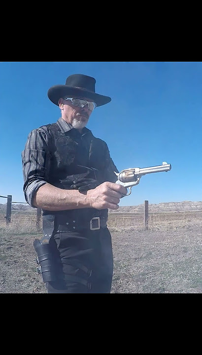 Three Ways To Triple Shot! #cowboy #gunfighter #rdr2 #western #shooting #saa #cool #clinteastwood