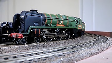 Building from scratch a model train controller part 3A Wrenn Engines