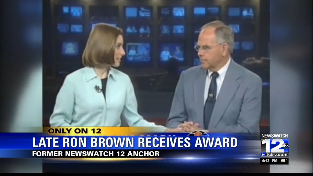 Late NewsWatch 12 anchor Ron Brown receives award - YouTube