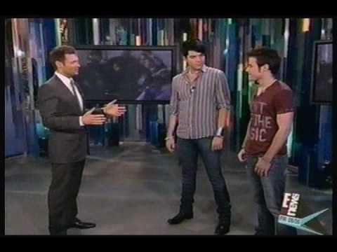 Adam Lambert & Kris Allen E! News 6-26-09