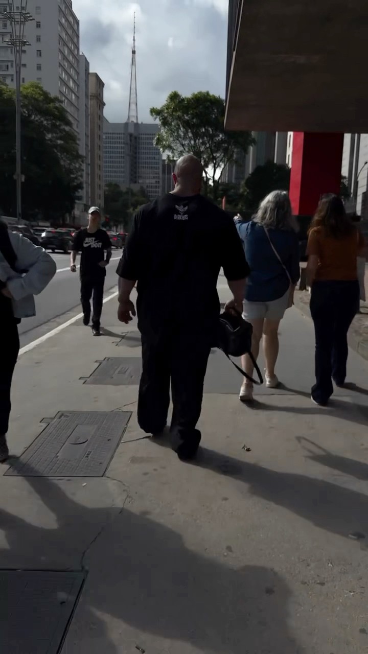 PASSEIO NA PAULISTA ??