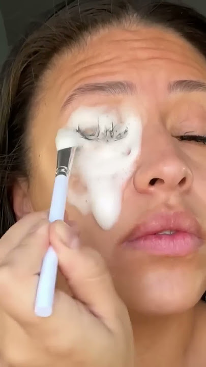 Wash your lash extensions 🧼 #cleanyourlashes #lashcleaning #cleanlashes #washyourlashes