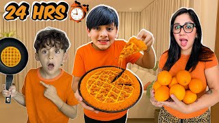 24 HORAS COMIENDO COMIDA NARANJA 🥕🍊 | Family Juega