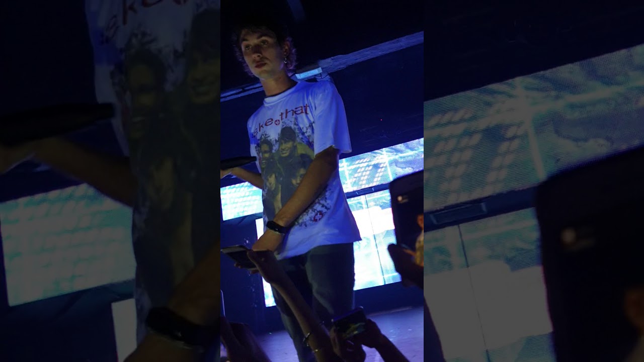 TAURO BOYS - SIGNORINA DIOTALLEVI LIVE - Tauro Night Roma 13/12/2019