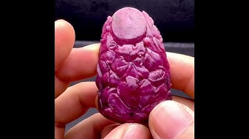 Mặt Dây Chuyền Quan Thế Âm Bồ Tát Chất Đá Ruby Huyết