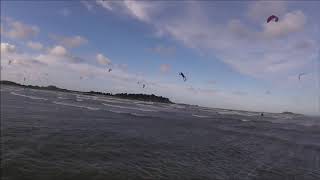 Extreme kitesurfing with 40 ktn,big air and megaloop.