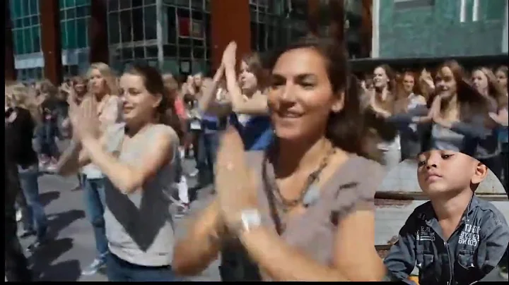 Waka Waka Biggest flashmob in the Netherlands