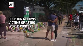Makeshift memorial for concert victims