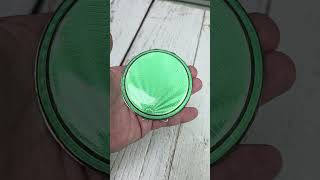 На продажу серебряная пудреница с эмалью.