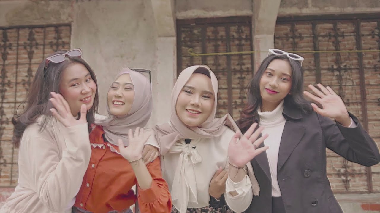 Lookbook  SMA YP Unila 