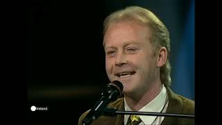 Somewhere in Europe - Liam Reilly (HQ) Ireland 1990 - Eurovision songs with live orchestra