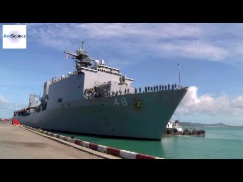 USS Ashland Leaves Pier in Thailand