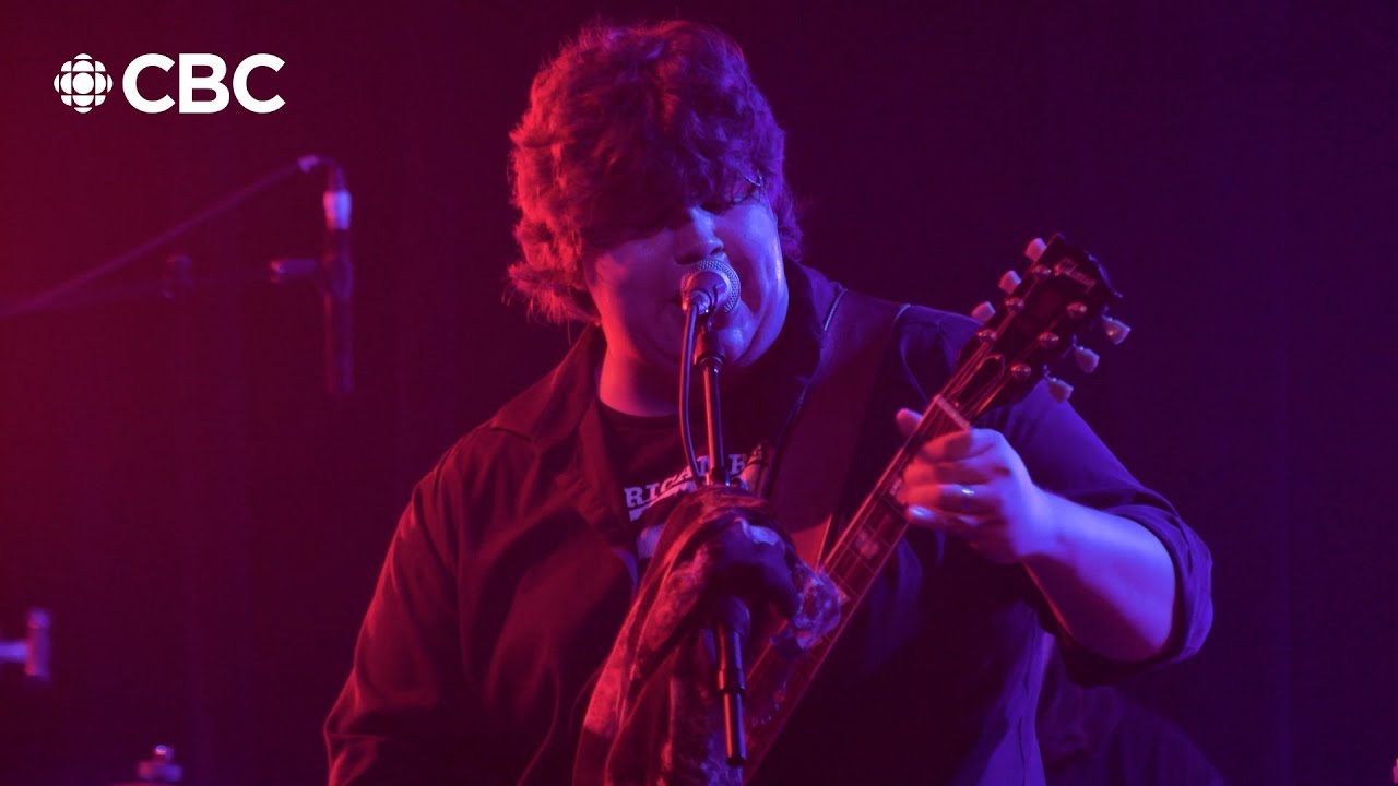 Obejrzyj Garret T. Willie - Same Pain | CBC Music Live w YouTube Obejrzyj Garret T. Willie - Same Pain | CBC Music Live w YouTube