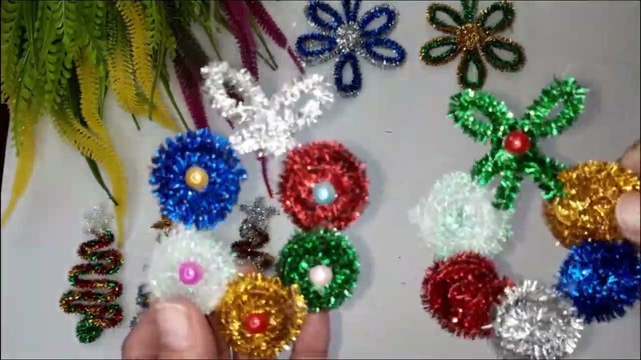 Christmas Set of 100 Metallic Tinsel Pipe Cleaners for Kids Crafts,  Embellishing and Group Projects (Silver, Gold)