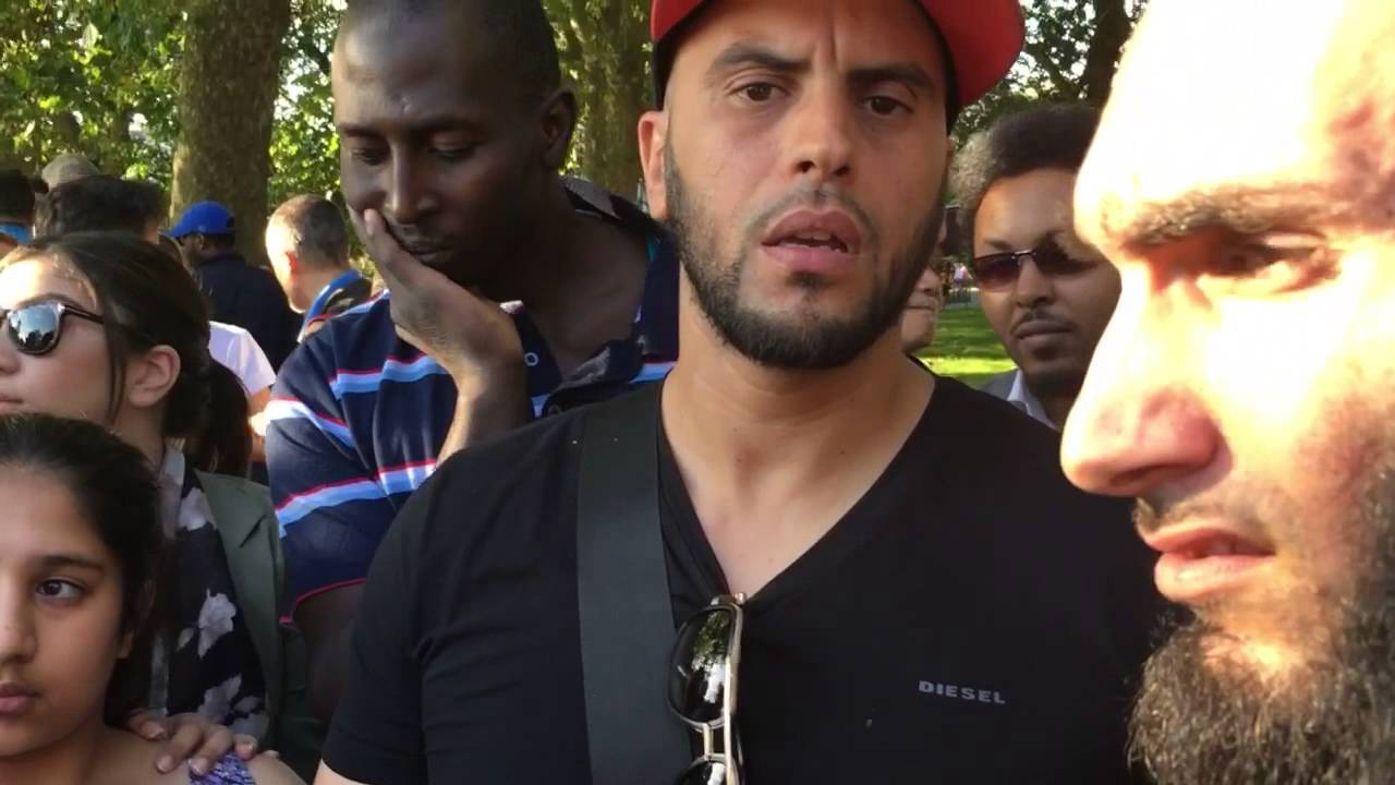 Br Ibrahim explains the destroyed verses. Speakers Corner