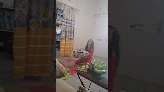 Aku Lagi Bermain Rumah Dari Puzzle Dilempar Bantal Sama Papa