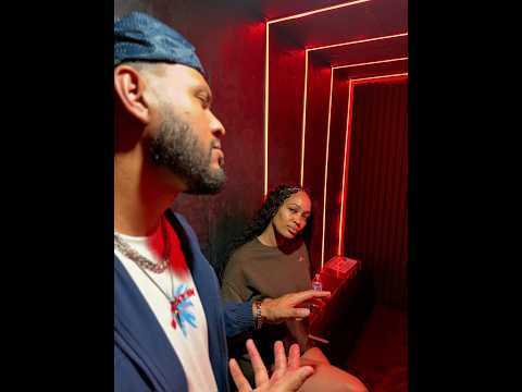 When Rone tries to reassure MoMo that he’s not on no funny business!