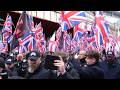 اندلعت احتجاجات فيرست مارش في بريطانيا