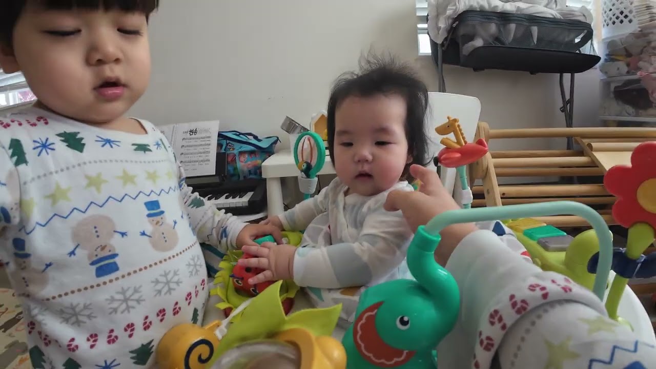 Wed 하은이 새 장난감 개시