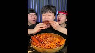 Spicy noodles with tandoori chicken and sausages | mukbang asmr eating #mukbang #food #spicy #shorts