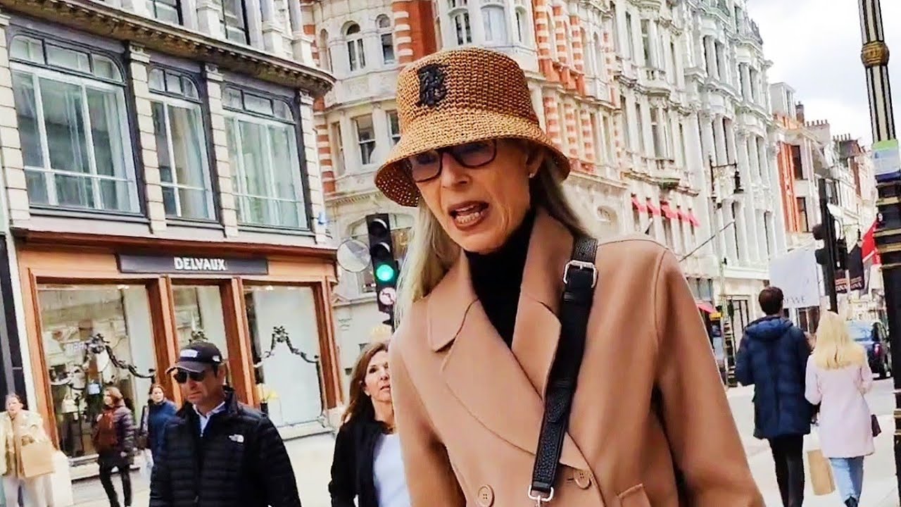LONDON STREET FASHION. Street style. Diane Keaton.
