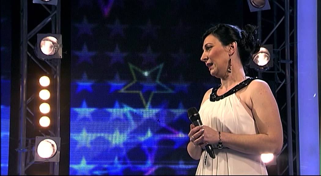 Aleksandra Lazarevic - Lepi moj - (Live) - ZG 2013/2014 - 14.12.2013. EM 10.