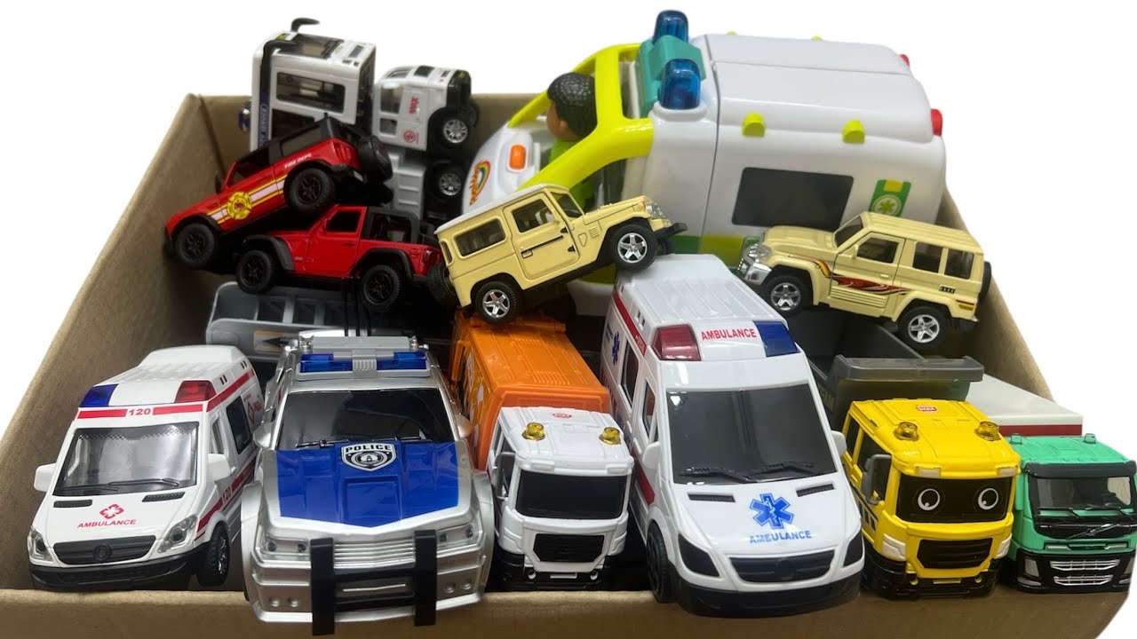 Toy Car Collection Video for Kids | Mini Car Running in an Emergency Driving on the Slide 🚑🛻