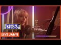 Live janie  petite blonde  dans le studio  canalkids