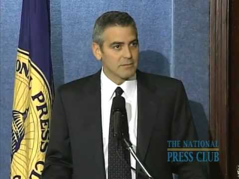 Video: Obamas Senaste Stopp För Deras Europeiska Semester är Clooneys 'Como Villa