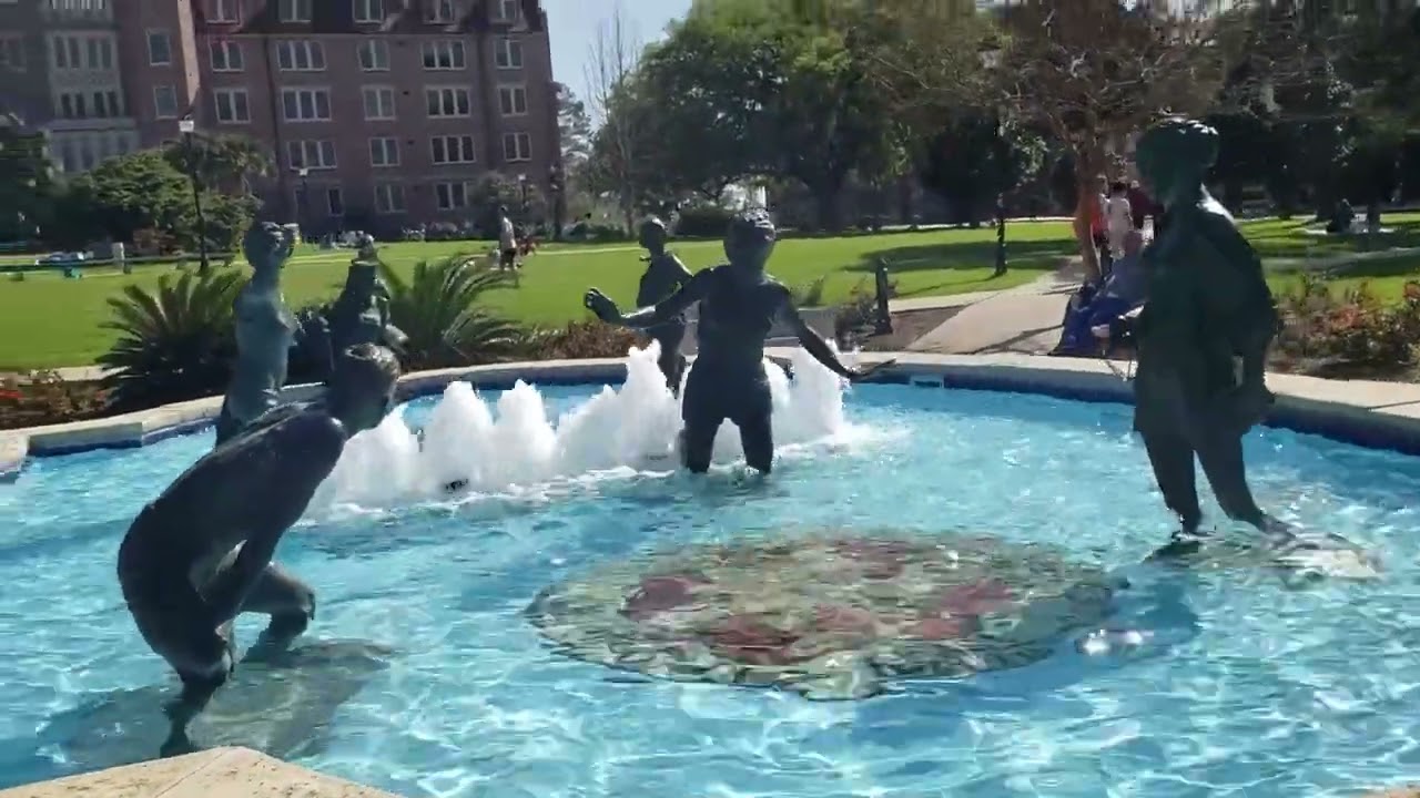 Florida State University in Tallahassee - walking around Landis Green.   March, '22.