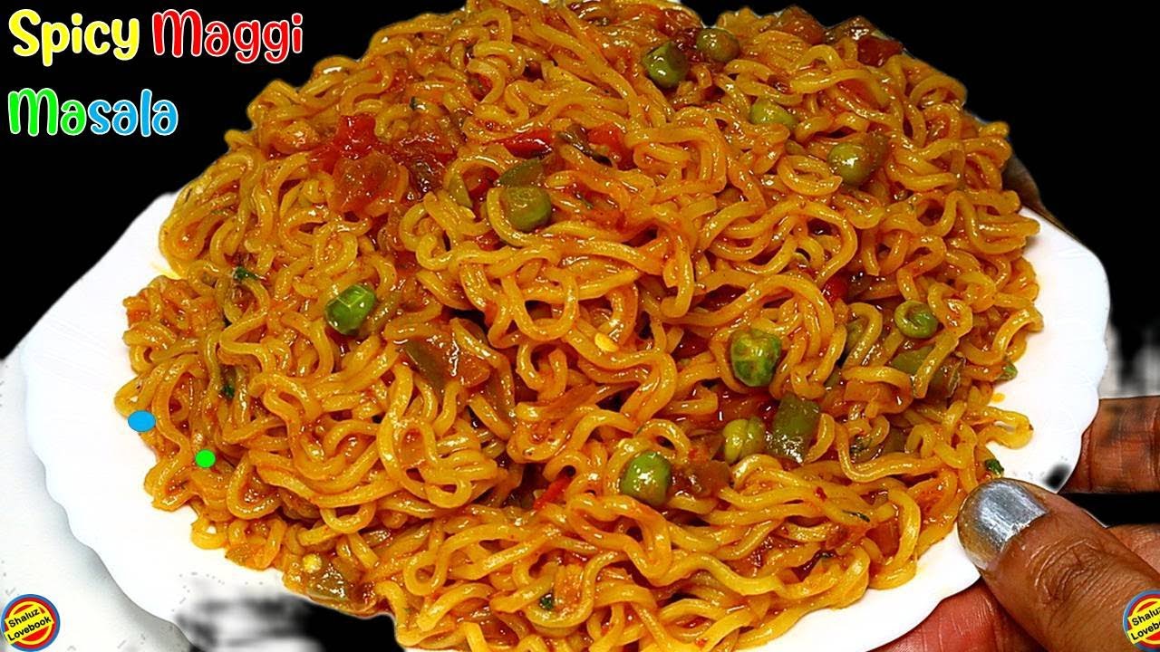 उंगलियाँ क्या प्लेट भी चाट जाएँगे ये चटपटी मैगी खाकर-Spicy Masala Maggi