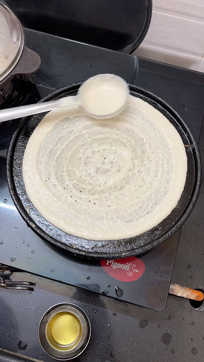 How to Spread Urad Dosa Batter on Cast Iron Pan | Make Round Urad Dosa