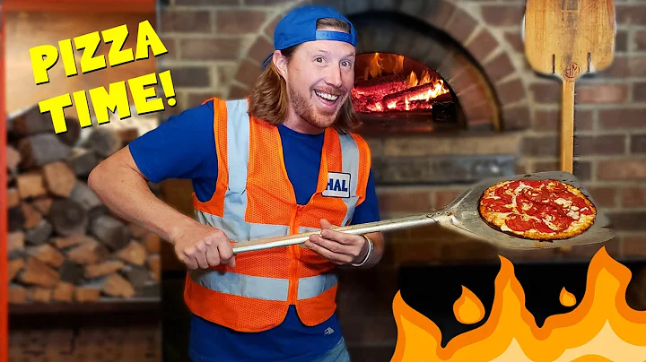 Pizza Time for Kids | Pizza with Handyman Hal | Ho...